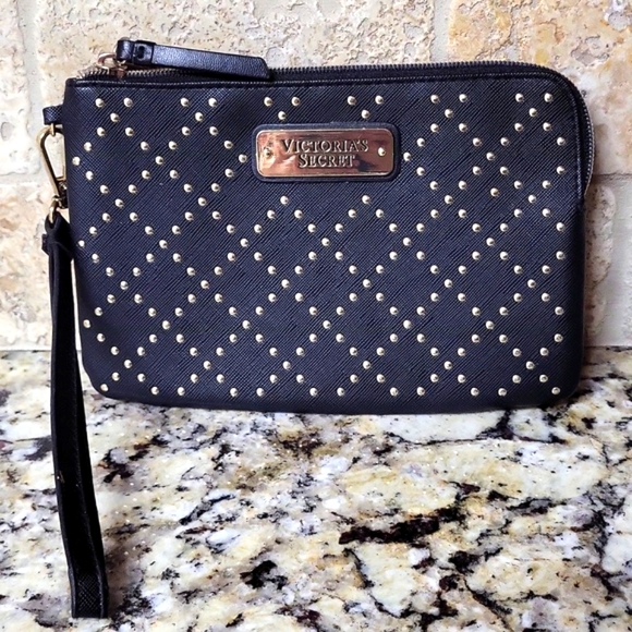 Victoria's Secret Handbags - Victoria's Secret Wristlet
